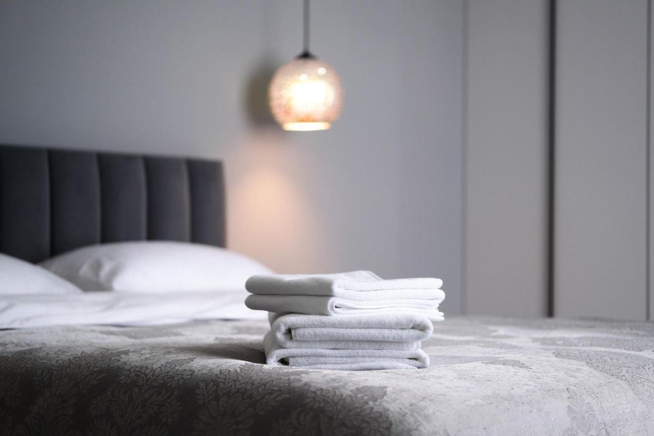 Minimalist Style Apartment With Best Location Chisinau Eksteriør bilde